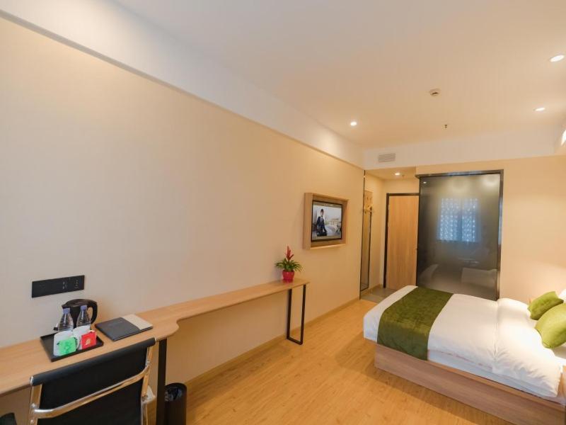 Greentree Inn Shanghai Huangxing Park Subway Station Express Hotel Esterno foto