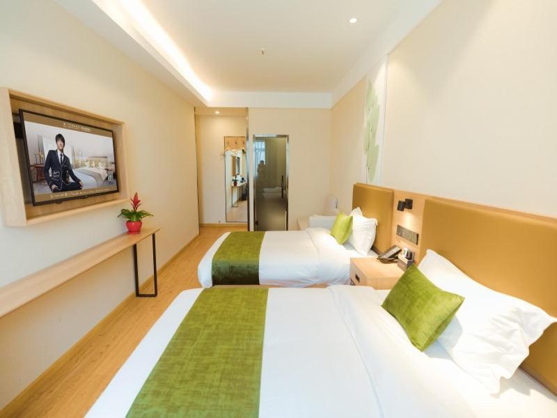 Greentree Inn Shanghai Huangxing Park Subway Station Express Hotel Esterno foto